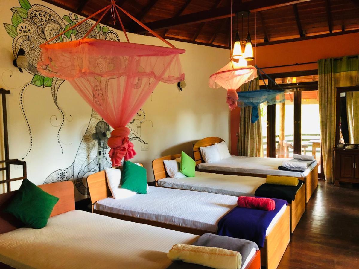Little Folly Hotel Ella Ngoại thất bức ảnh