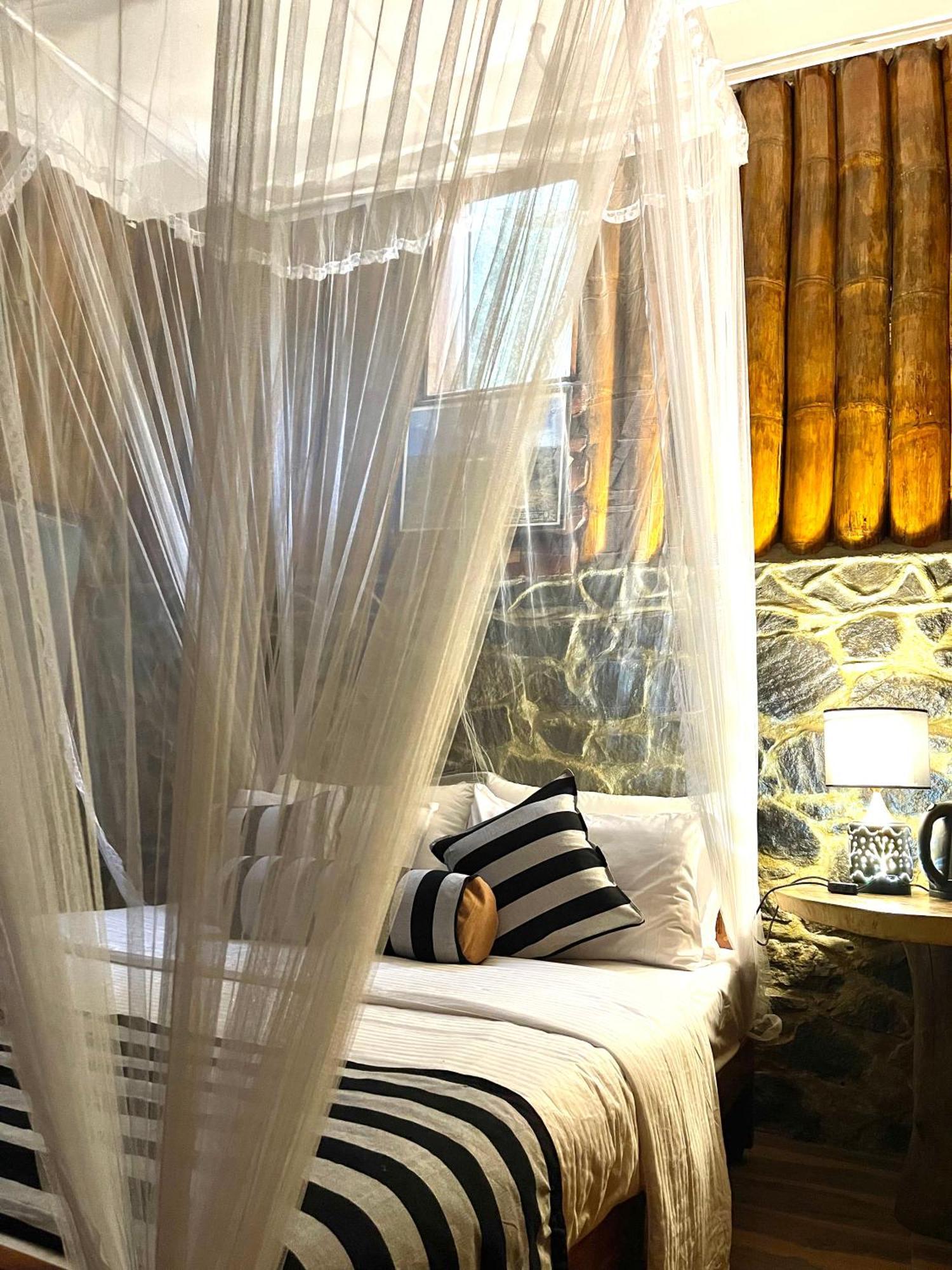 Little Folly Hotel Ella Ngoại thất bức ảnh
